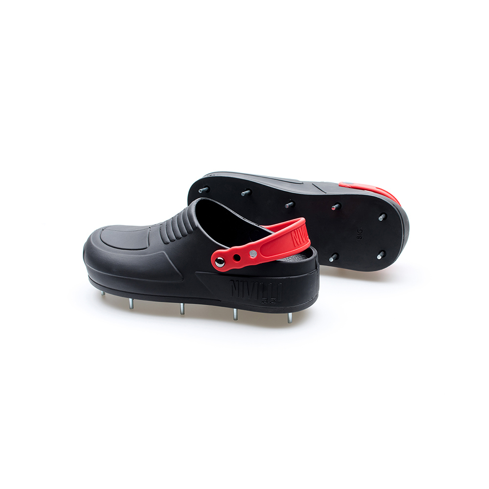 Nagelschuh-Clog